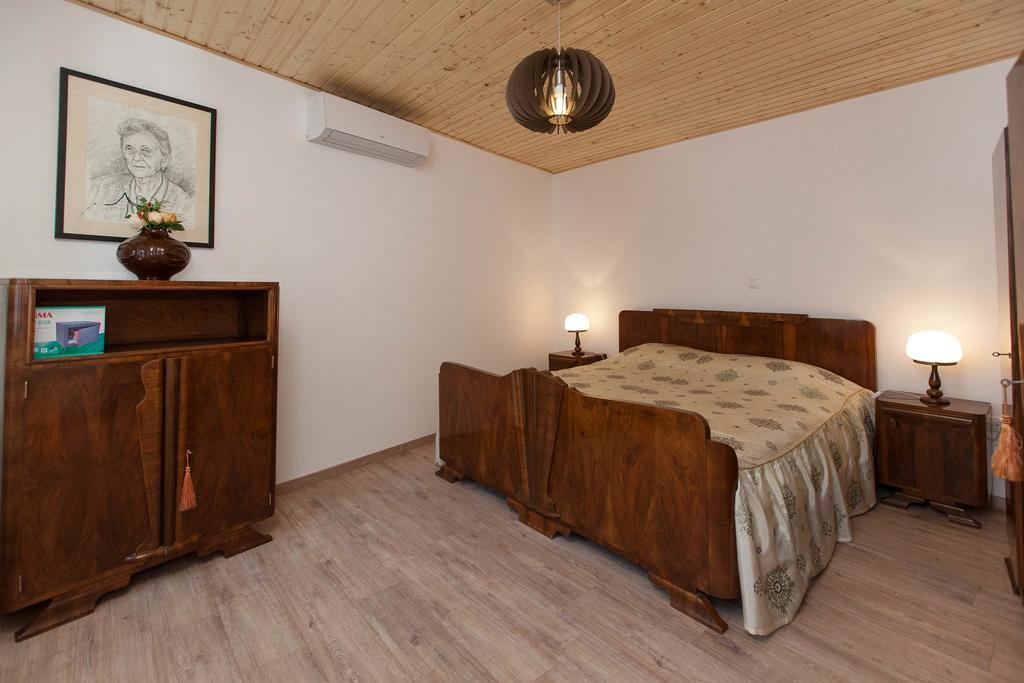 Holiday Home Nika Omišalj Extérieur photo
